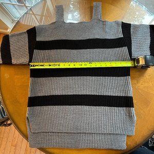 New York & Company Cold shoulder Black and grey striped high low sweater